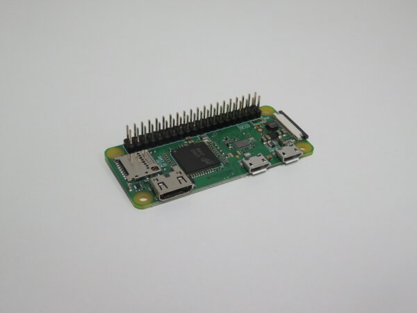 Raspberry Pi Zero v1.3 mit montierter Stiftleiste